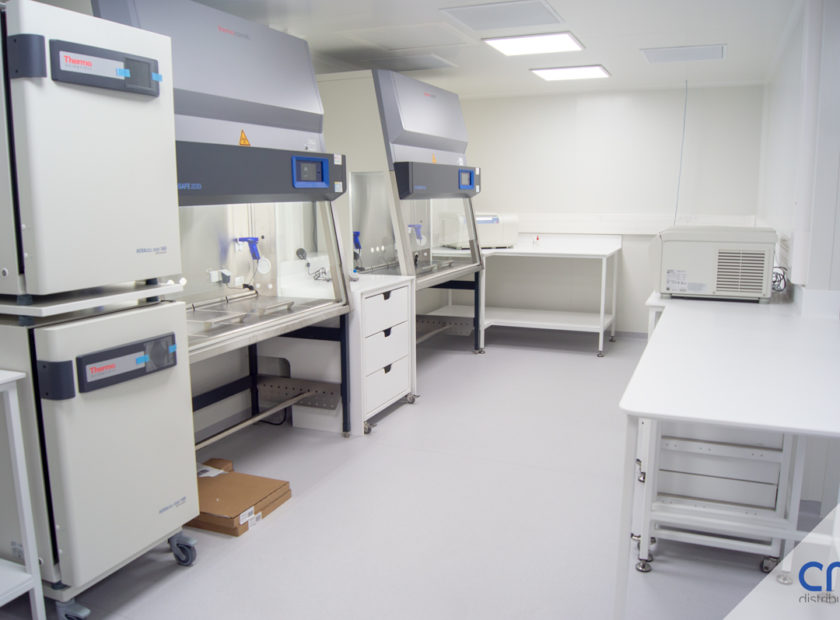 CEED - CM DISTRIBUTION - mobilier de laboratoire pour la recherche sur le diabète, paillasses sur mesure, meubles et plan de travail entièrement inerte aux bacteries