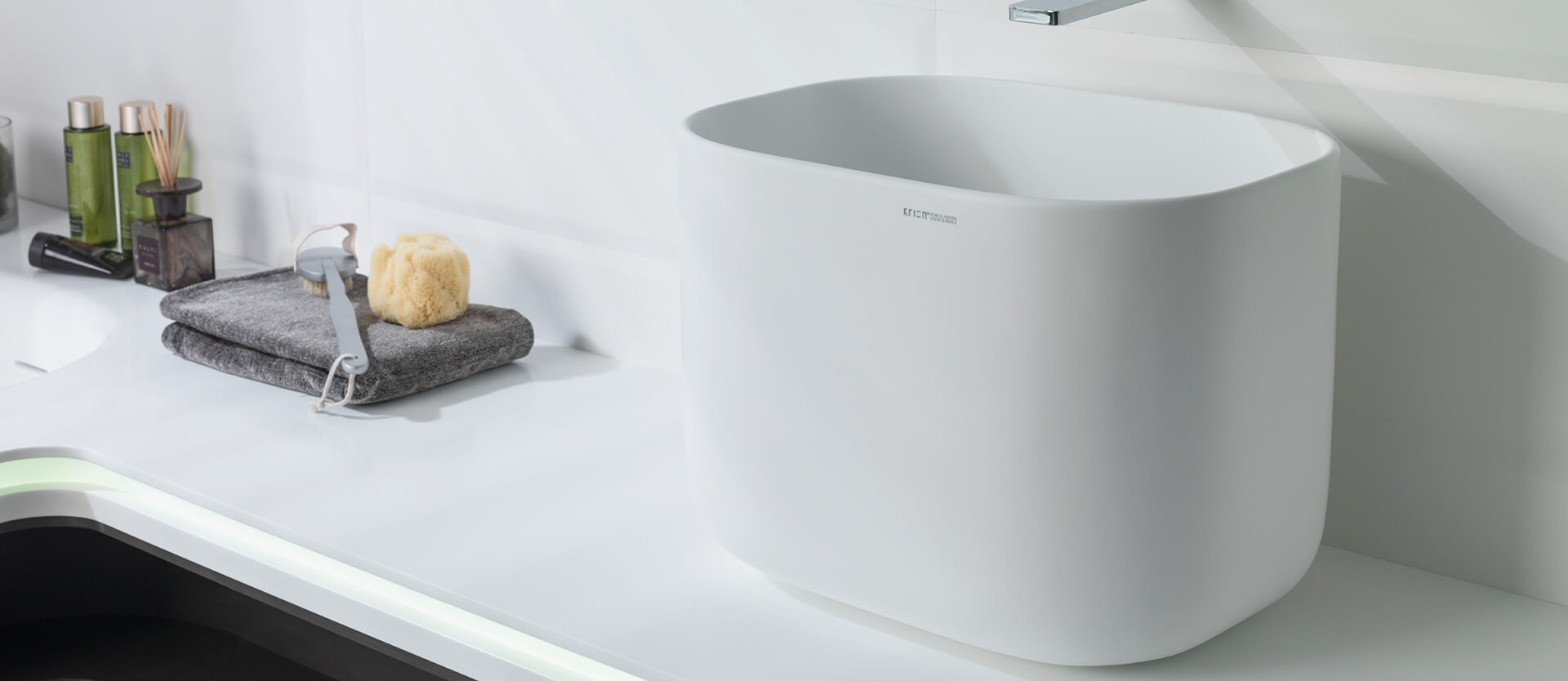 Vasque à Poser Krion Porcelanosa pour plan vasque meuble de salle de bain sur mesure unique