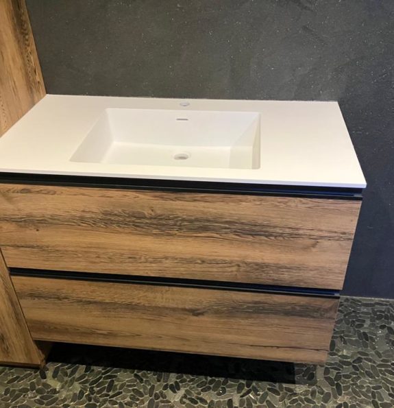 Meuble vasque résine de synthèse Krion et vasque B820 et mobilier en EGGER fabrication France